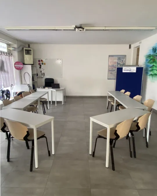 VKU Kursraum der Fahrschule Fahrkompass in Dübendorf